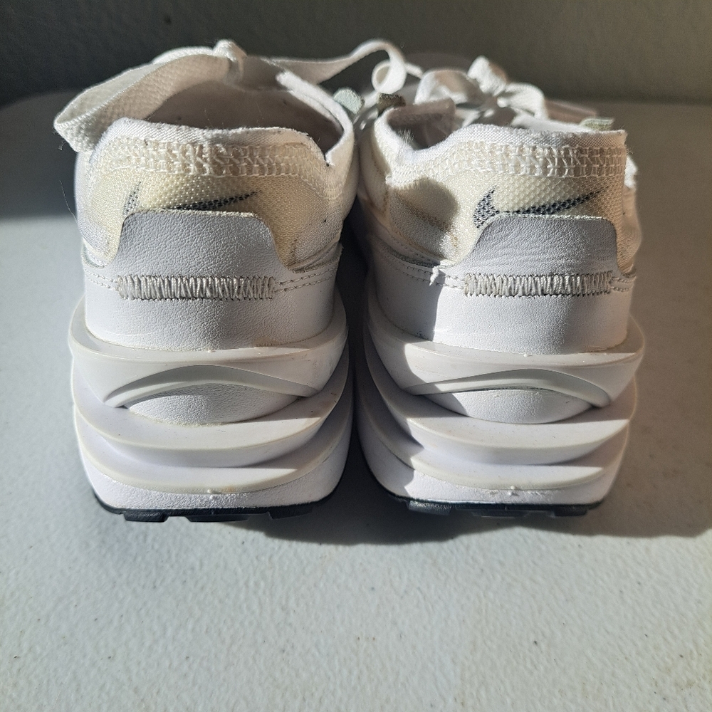 Nike White and Gray Athletic Shoes - Picture 4 of 6